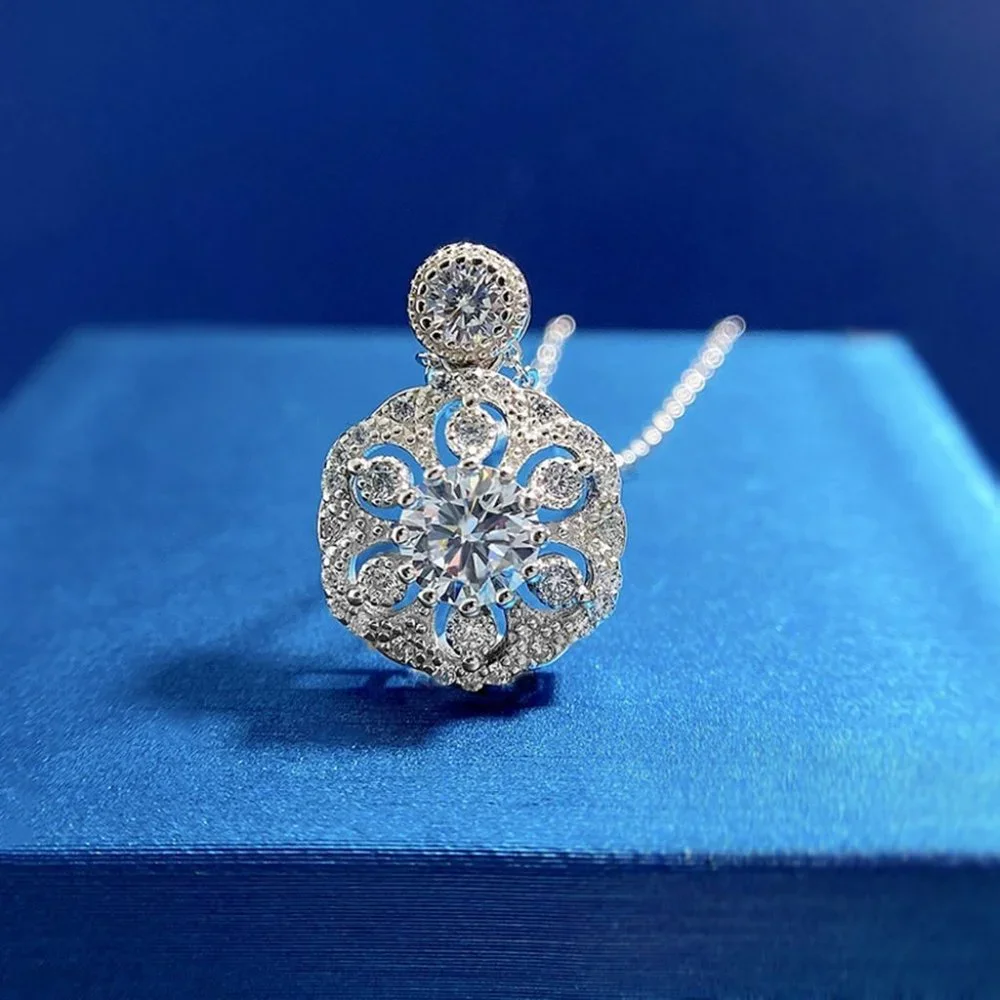Certified 1/2 ct. t.w. Moissanite Diamond Flower Pendant Necklace NEW